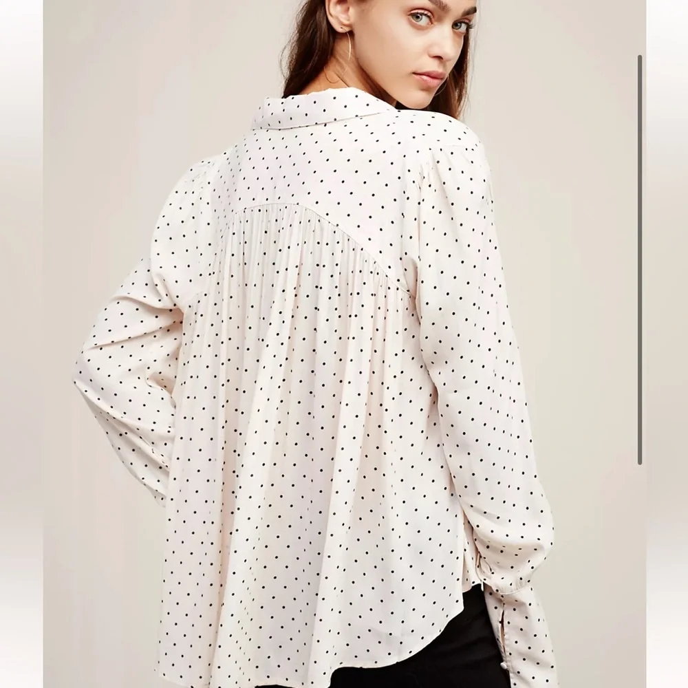 Free People Beige Pink Kennedy Button Down Polka Dot Bell Sleeve Blouse Size L - Picture 2 of 13